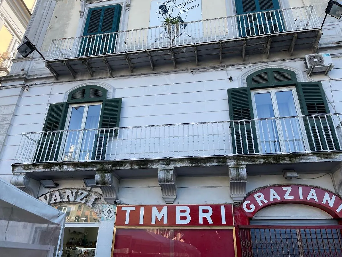 Vanzi Rooms Naples Italy