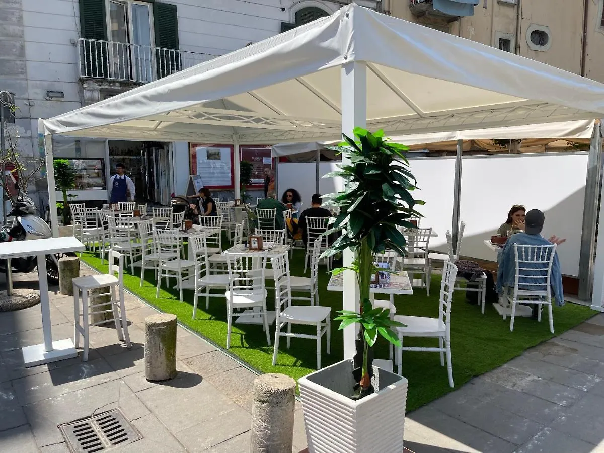 Bed & Breakfast Vanzi Rooms Naples Italy
